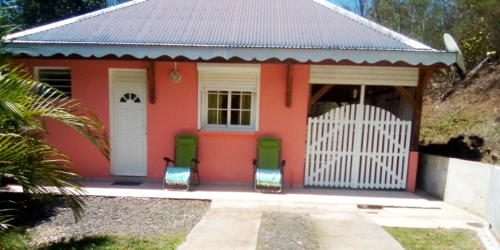 Location Maison Amélie à Deshaies en Guadeloupe - Ref : AG307