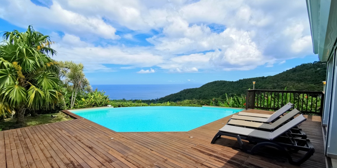 Location Villa à Deshaies en Guadeloupe - Ref : G166A