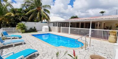 Location Villa à Sainte Anne - Martinique Ref M060