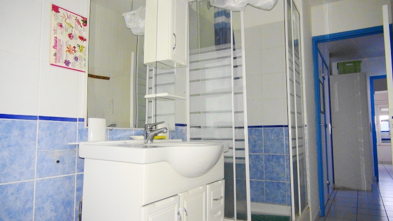 Get Sirene theme salle de bain For iPhone Free