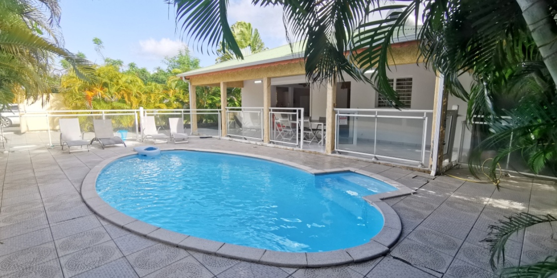 Location Villa à Saint François en Guadeloupe - Ref : G023P