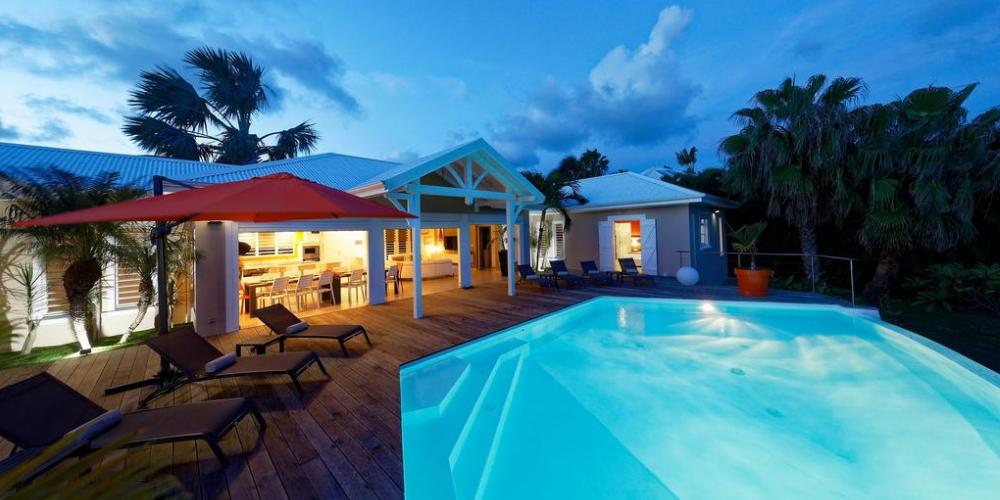 Location Villa à Sainte Anne en Guadeloupe - Ref : G239
